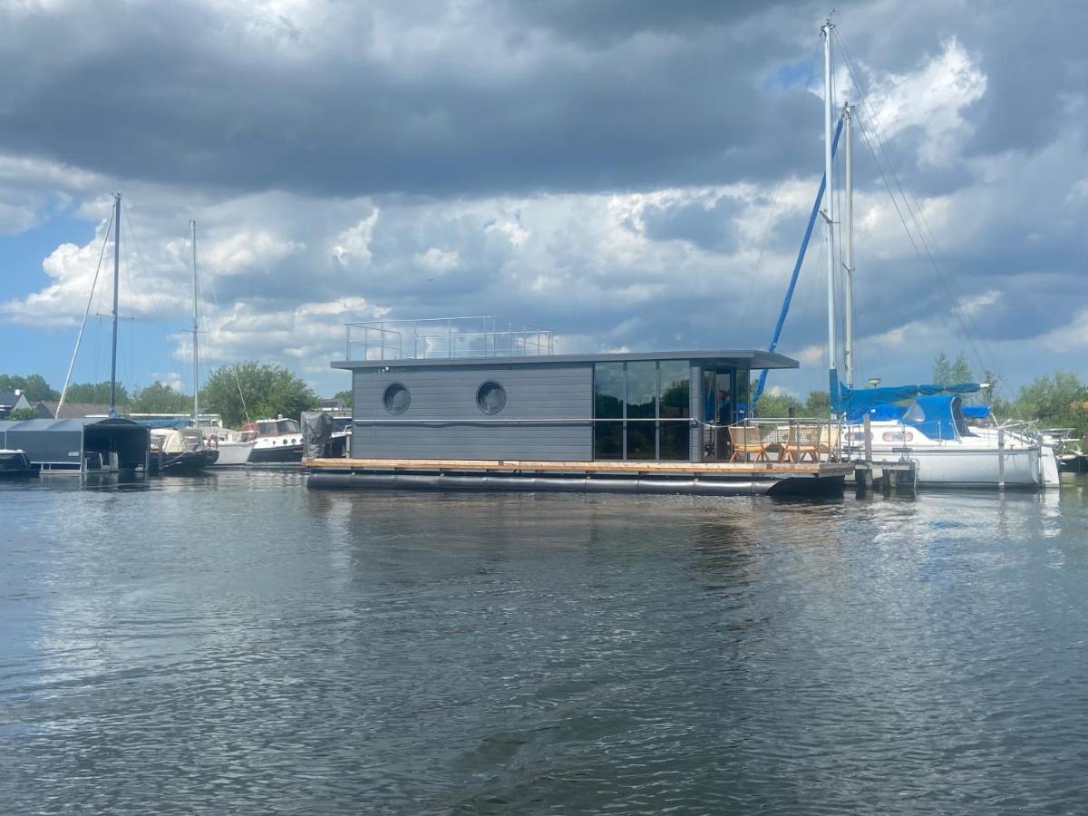 Hotel La Mare Houseboat Nederhorst den Berg Exterior foto